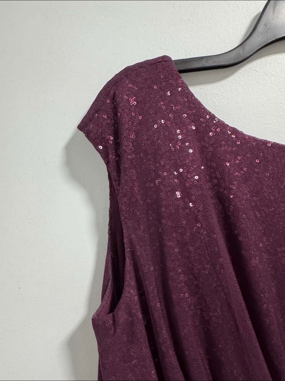Lauren Ralph Lauren Elegant Women's Sparkling Twist-Front Evening Dress in Plum - Picture 5 of 11